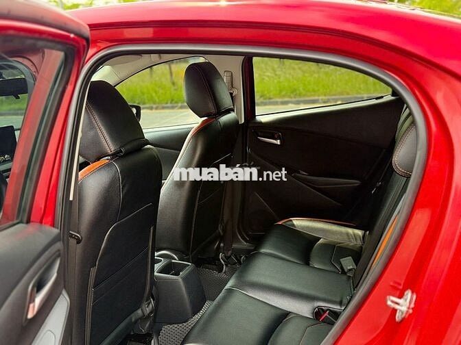 Mazda Mazda2 AT Sedan 2022 Đỏ 80.000 km