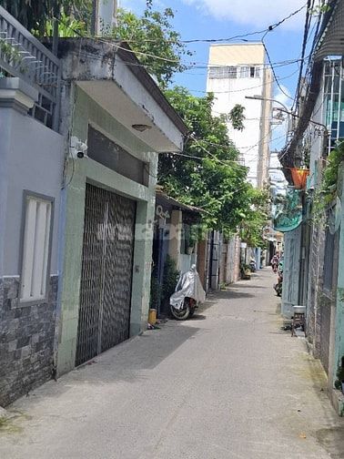 Nhà đẹp 3 tầng 68m2(4x16)-đường Phạm Văn Chí,Quận 6
