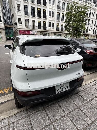 VinFast VF 5 Trắng mới đi  34737 km