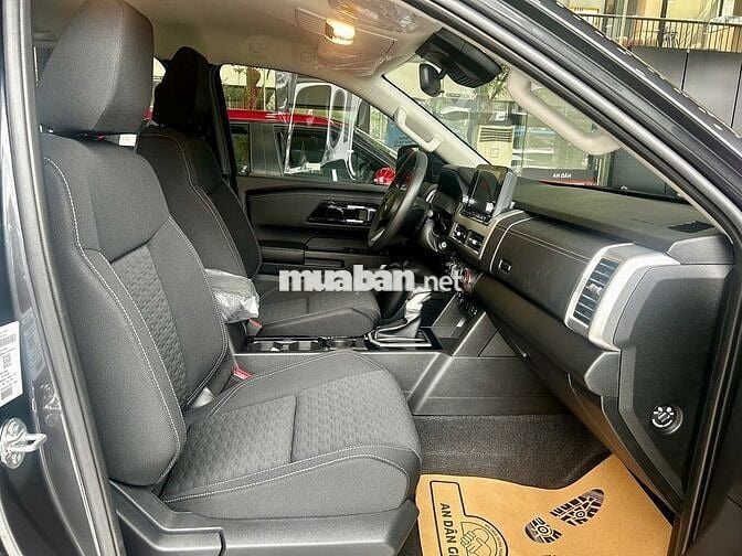 Mitsubishi Triton 2026 xả kho, giá huỷ diệt