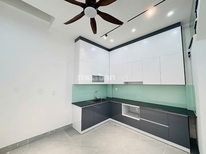 Nhà 4 tầng, Cam Lộ, Hồng Bàng Ngõ Ô Tô, có nội thất Chỉ 3,08 tỷ