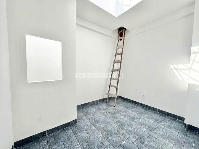 Nhà 4 tầng, Cam Lộ, Hồng Bàng Ngõ Ô Tô, có nội thất Chỉ 3,08 tỷ