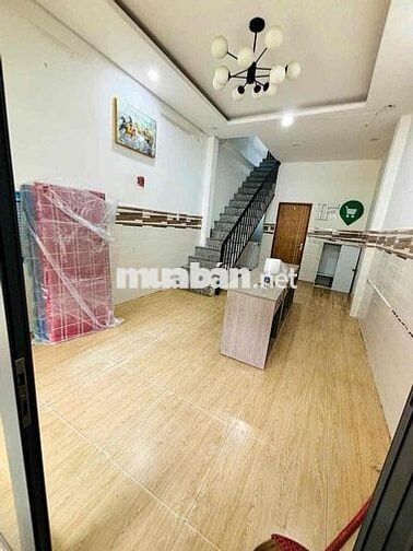 NC đinh bộ lĩnh ( sát mặt tiền ) 3pn . đối diện bến xe . ngang 4m