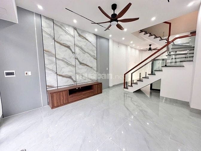 Nhà 4 tầng, Cam Lộ, Hồng Bàng Ngõ Ô Tô, có nội thất Chỉ 3,08 tỷ