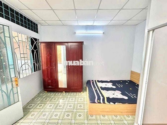 PHÒNG TRỌ FULL NỘI THẤT BAN CÔNG RIÊNG NGÃ SÁU GÒ VẤP
