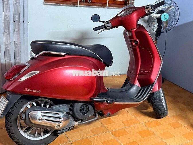 Piaggio Vespa Sprint Đỏ 99%