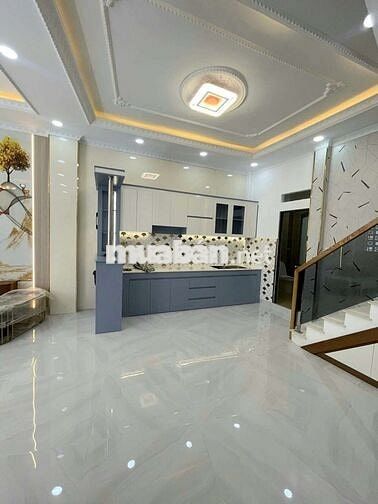 Bán nhà đẹp, ngay an dương vương , sát mặt  tiền xe tải, nhỉh 4tỷ lớn 
