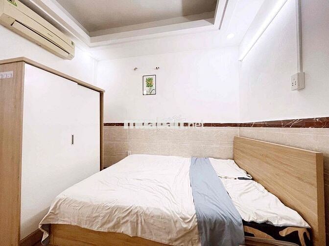 Thang Máy - Hầm Xe - 1PN - Tách Bếp - Balcon Trục 3/2 Quận 10
