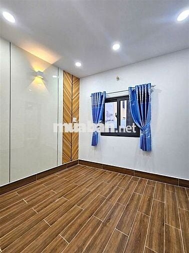 🔥 NHÀ ĐẸP ĐOÀN VĂN BƠ QUẬN 4 –30M2 NỞ HẬU 5M–4 TẦNG- 4PN– CHỈ 3 TỶ3 TL