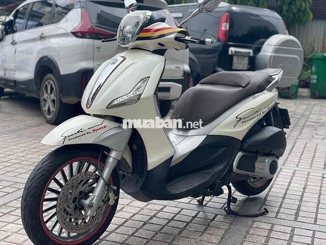 Vespa Beverly 2015 trả trc 9tr9 nhận xe