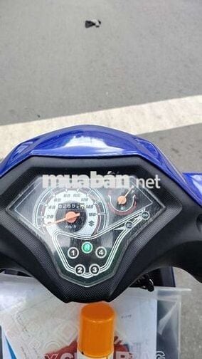 Suzuki Axelo 125 Xanh trắng Zin Trầy xước