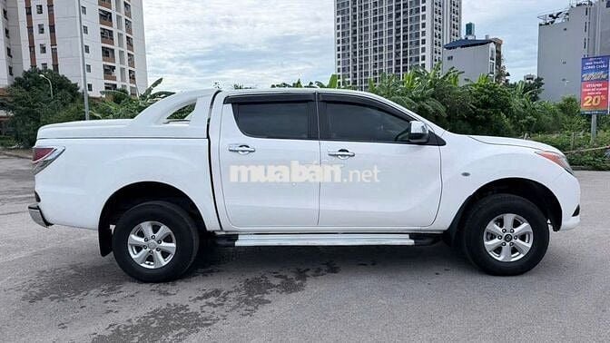 Mazda BT50 2014 Số sàn 6 cấp Dầu 2.2 tubor Trắng