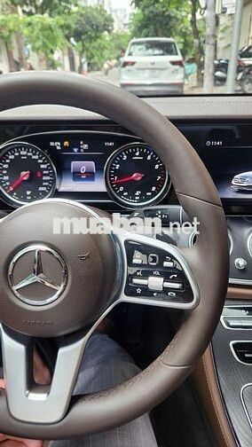 E250 Facelift 2018 full bảo dưỡng giá sale