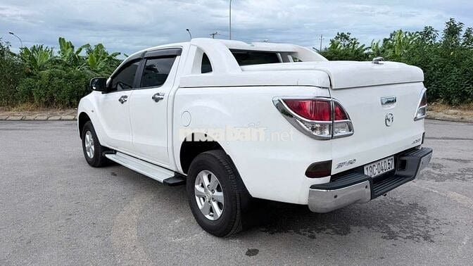 Mazda BT50 2014 Số sàn 6 cấp Dầu 2.2 tubor Trắng