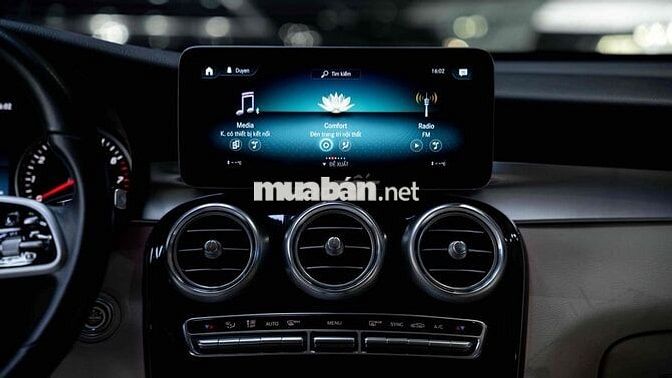 Mercedes-Benz GLC200 2022 Đen 38.000 miles
