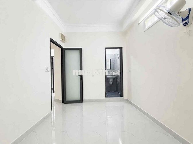 nhà chính chủ , hẻm xe hơi , sổ hồng riêng