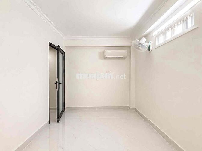 nhà chính chủ , hẻm xe hơi , sổ hồng riêng
