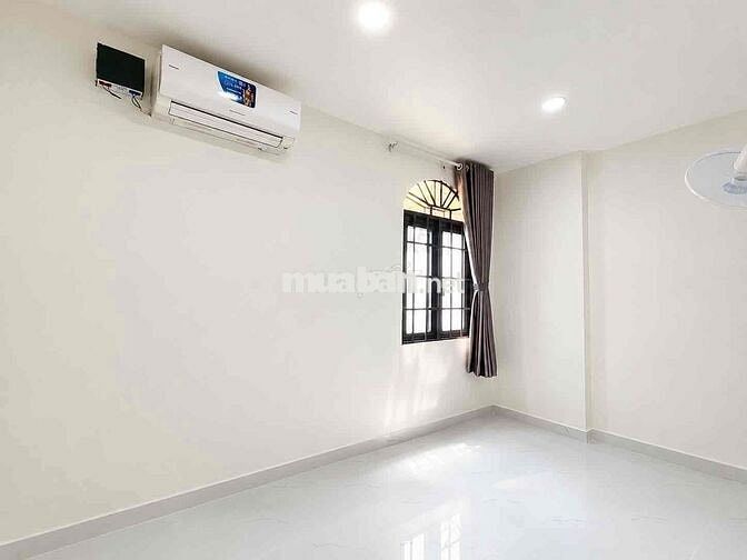 nhà chính chủ , hẻm xe hơi , sổ hồng riêng