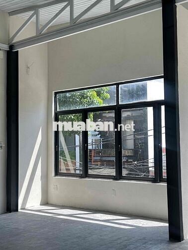 SANG NHƯỢNG MẶT BẰNG 300M² - GẦN BIỂN