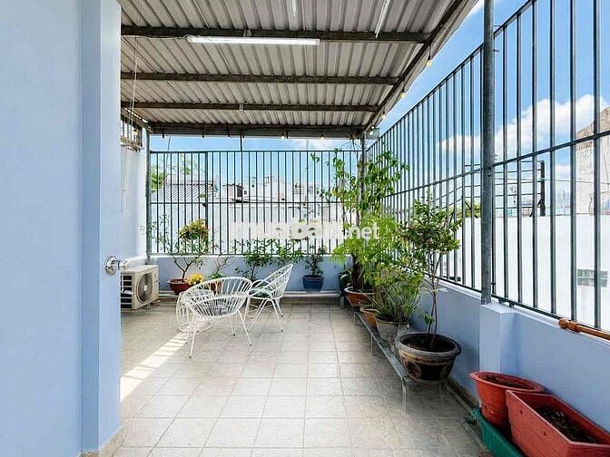 nhà chính chủ , hẻm xe hơi , sổ hồng riêng