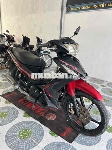 Yamaha LEXam màu Đỏ, Đen