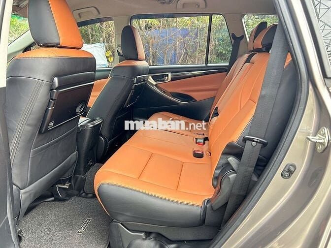 Innova 2.0G AT 2019, Odo 97.000km, Full BD hãng
