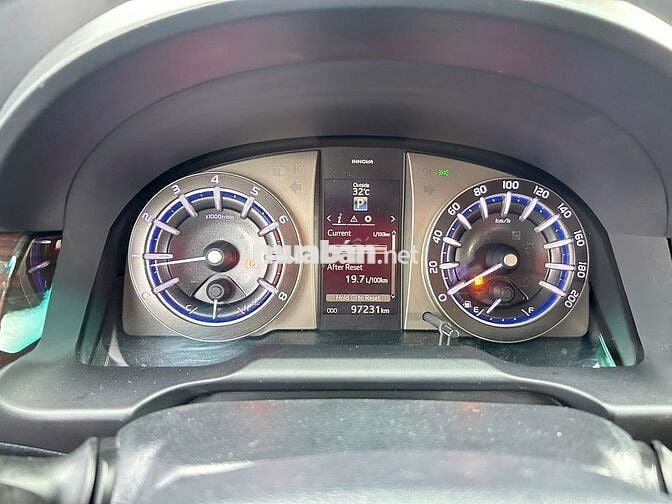 Innova 2.0G AT 2019, Odo 97.000km, Full BD hãng
