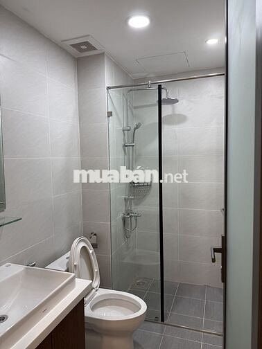Cho thuê căn hộ 68m2 2PN 2WC Aurora Residence view Q1