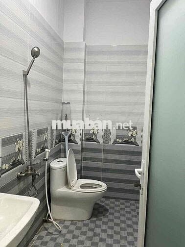 NHÀ THUÊ THẠNH XUÂN 5PN 5WC 1TRỆT 3 LẦU
