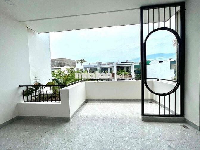 CHO THUÊ NHÀ NGUYÊN CĂN KĐT THÁI HƯNG 3PN GIÁ 22 TRIỆU/THÁNG