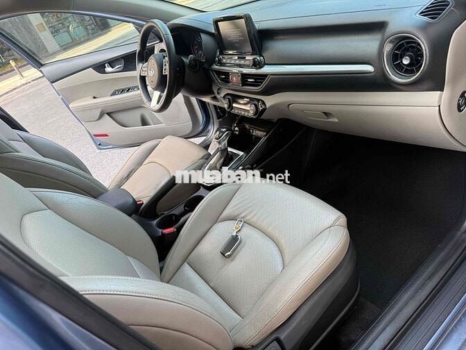 Kia Cerato 2019 1.6 Luxury Xám