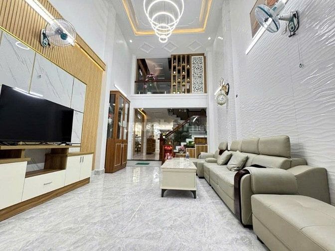 NGỘP BANK chỉ 10 tỷ xíu có nhà 5L HXH 1 trục Quang Trung 88m2 có T.máy