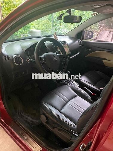 Mitsubishi Attrage 2021 đỏ