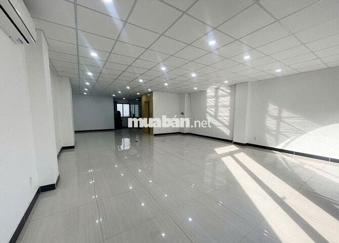  CHO THUÊ VĂN PHÒNG 75M² SÀN TRỐNG ĐẸP GIÁ 14 TRIỆU - VẠN PHÚC CITY