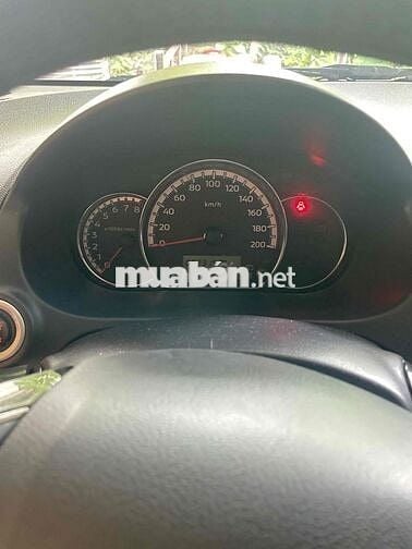 Mitsubishi Attrage 2021 đỏ