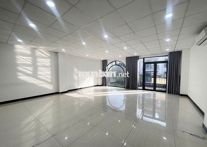  CHO THUÊ VĂN PHÒNG 75M² SÀN TRỐNG ĐẸP GIÁ 14 TRIỆU - VẠN PHÚC CITY