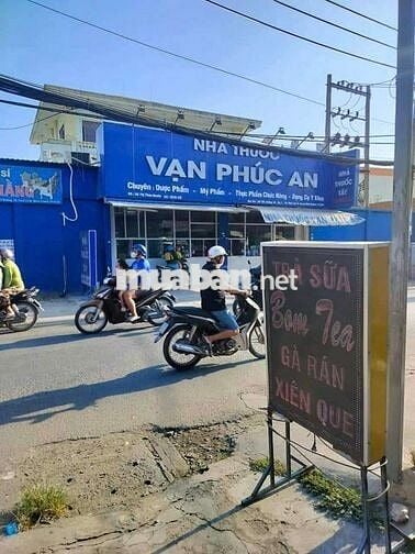NHÀ 4 X30m SHR MẶT TIỀN ĐƯỜNG CÔNG NGHỆ VLB
