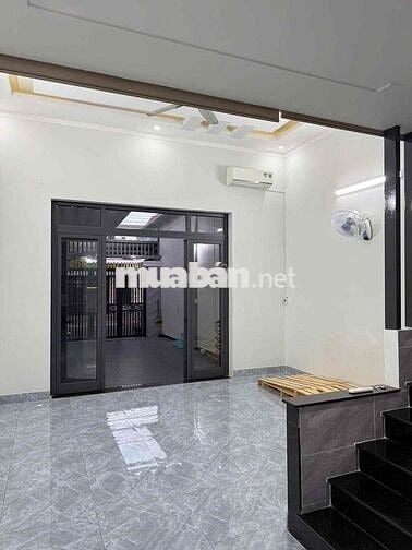 cho thuê nhà mới 100% gần siệu thị Go - Sân oto