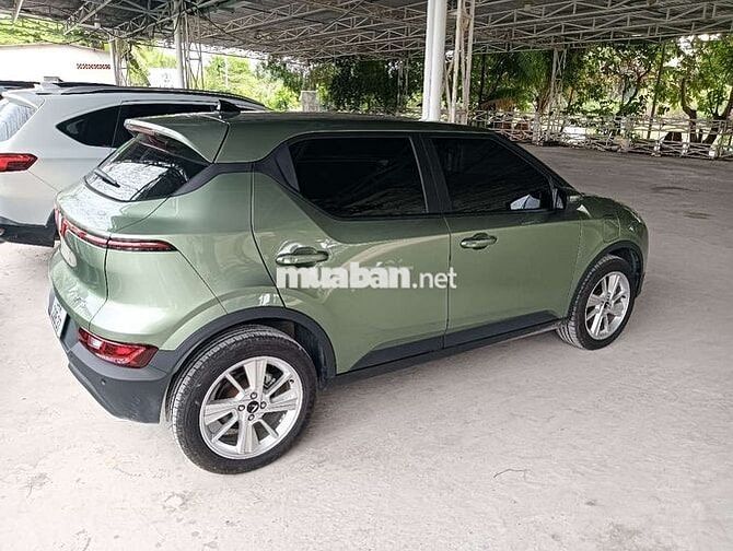 VinFast VF5 Xanh lá 5 chỗ