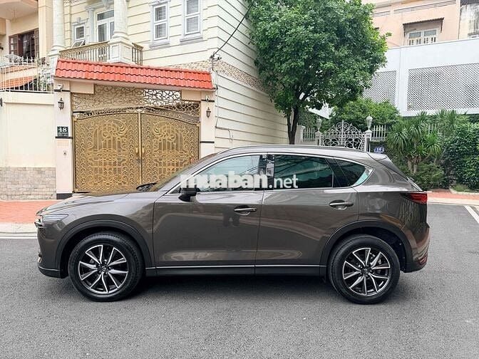 Mazda CX5 Premium 2.5 cao cấp model 2018