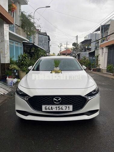 Mazda Mazda 3 2022 Deluxe Trắng 70000 km