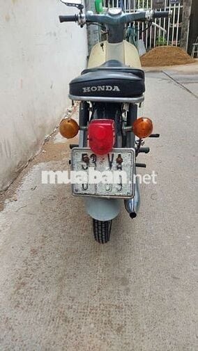 Honda 81 50cc Trắng, Xám Việt Nam