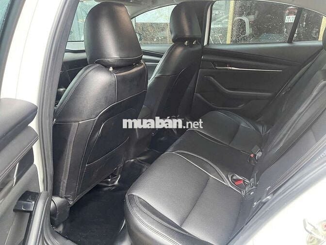 Mazda Mazda 3 2022 Deluxe Trắng 70000 km