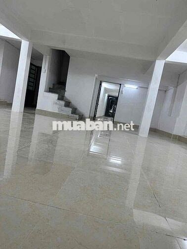 Cho thuê nhà mặt tiền kinh doanh  Nhà 1 trệt 1 lầu đường Huỳnh Văn Ngh