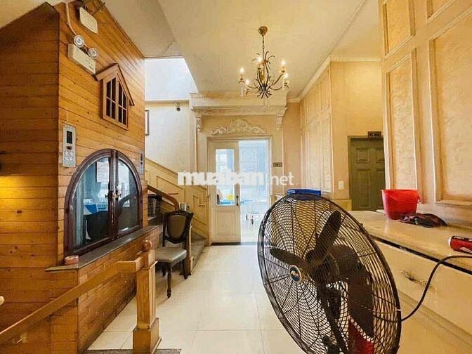 Cho Thuê MB 1Trệt 3Lầu - (vị trí trung tâm) đường Nguyễn Ái Quốc- 65tr