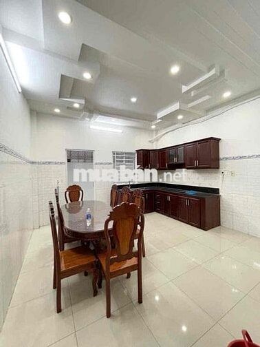 CHO THUÊ NHÀ TRỆT 2 LẦU CÓ NỘI THẤT ĐƯỜNG TÚ XƯƠNG KDC HỒNG PHÁT