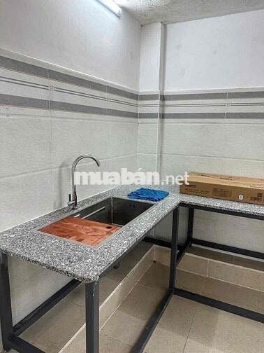 Cho thuê nhà mặt tiền kinh doanh  Nhà 1 trệt 1 lầu đường Huỳnh Văn Ngh