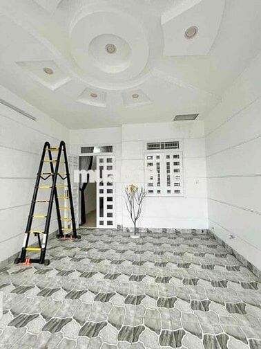 CHO THUÊ NHÀ TRỆT 2 LẦU CÓ NỘI THẤT ĐƯỜNG TÚ XƯƠNG KDC HỒNG PHÁT