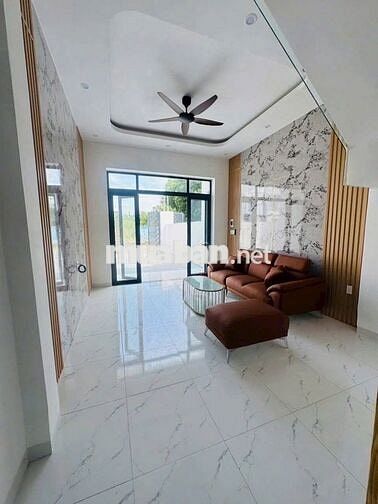 CẦN TIỀN HẠ GIÁ BÁN GẤP NHÀ 1 LẦU 1 TRỆT NẰM NGAY CẦU BẠCH ĐẰNG 2