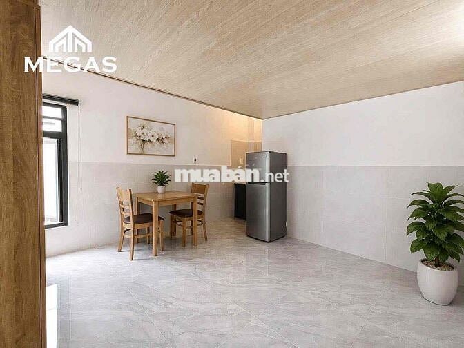 Phòng trọ có gác có bancol ngay Nguyễn Thị Thập